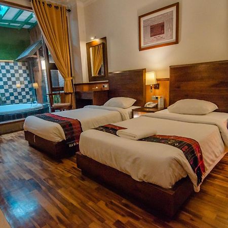 Taman Simalem Resort Tongging ภายนอก รูปภาพ