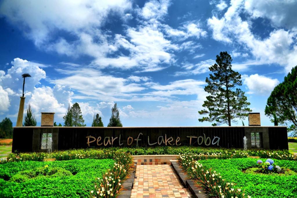 Taman Simalem Resort Tongging ภายนอก รูปภาพ
